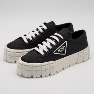 size 40eu 10 US Prada Double Wheel Platform Sneaker Black Nylon White